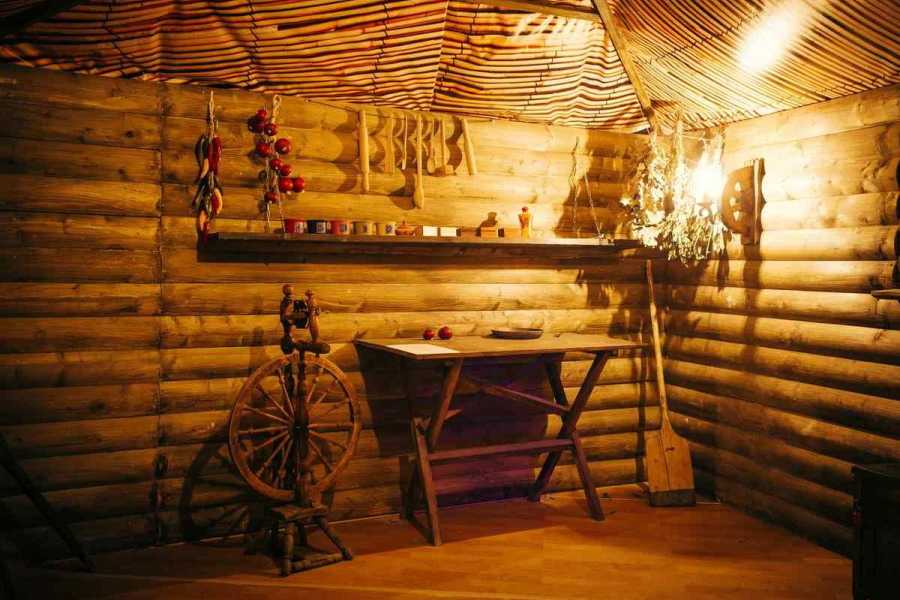 Квест в реальности Хижина от компании Quest Brothers Квест в реальности Хижина от компании Quest Brothers